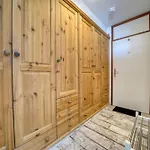 - Haus G, App 0g0909 *